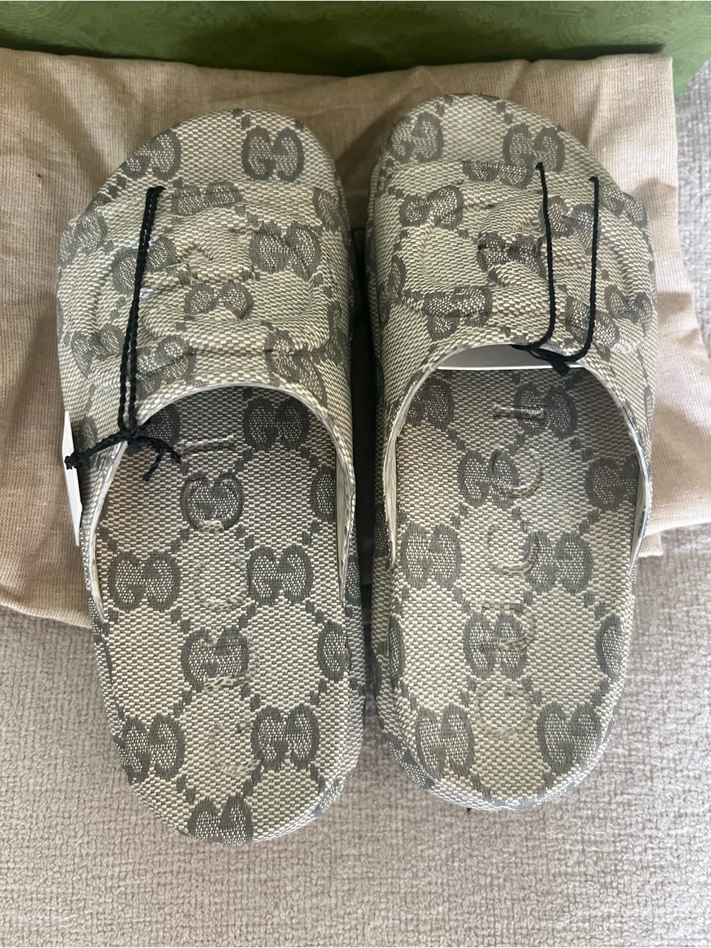 New Gucci GG Beige Monogram Platform Mule Slides - Picture 5 of 9